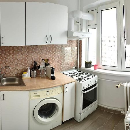 Studio Lotus Bukarest Exteriör bild